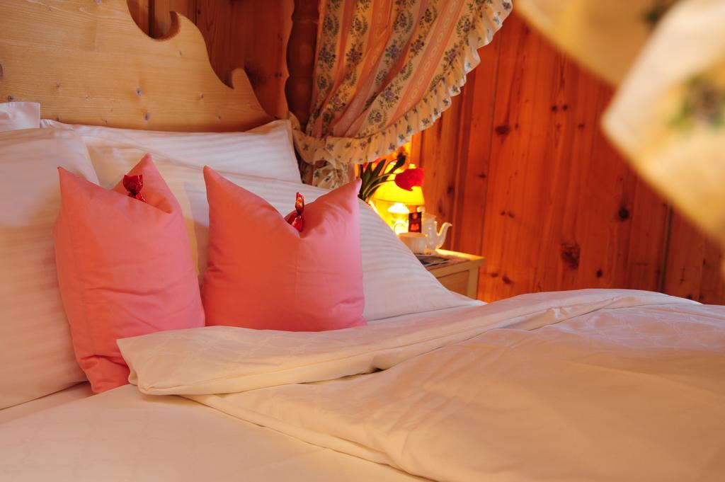 Chalet Alpenrose Bio Wellness Naturhotel 코골로 객실 사진
